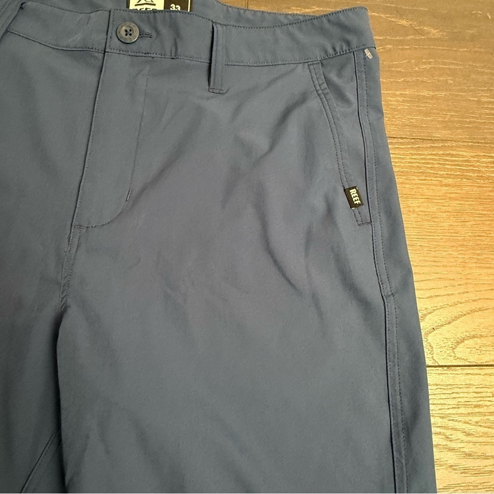 Reef Blue Cargo Shorts Modern Lightweight Design - Picture 3 of 7